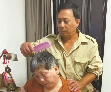 十八载守护 写就“你陪我尽孝，我陪你到老”的深情答卷